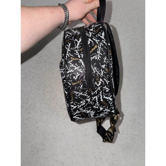 Karl Lagerfeld Paris Medium‎ Backpack Black Gold AOP Script L5GK48CJ NWT $198 - Picture 2 of 10